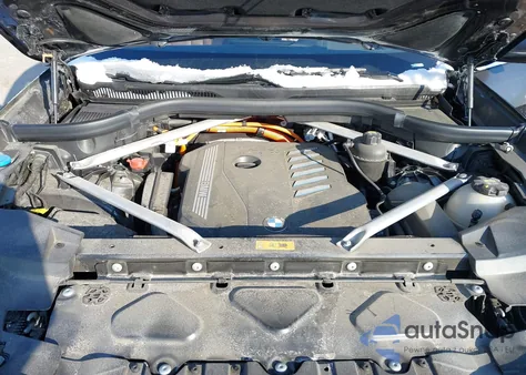 2021 BMW X5 Phev xDrive45E from USA, damaged, VIN 5UXTA6C04M9D91472